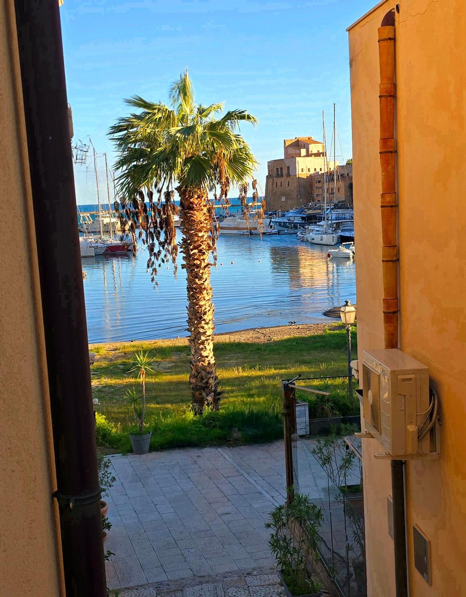 Hotel Cala Marina Кастелламмаре-дель-Голфо Экстерьер фото