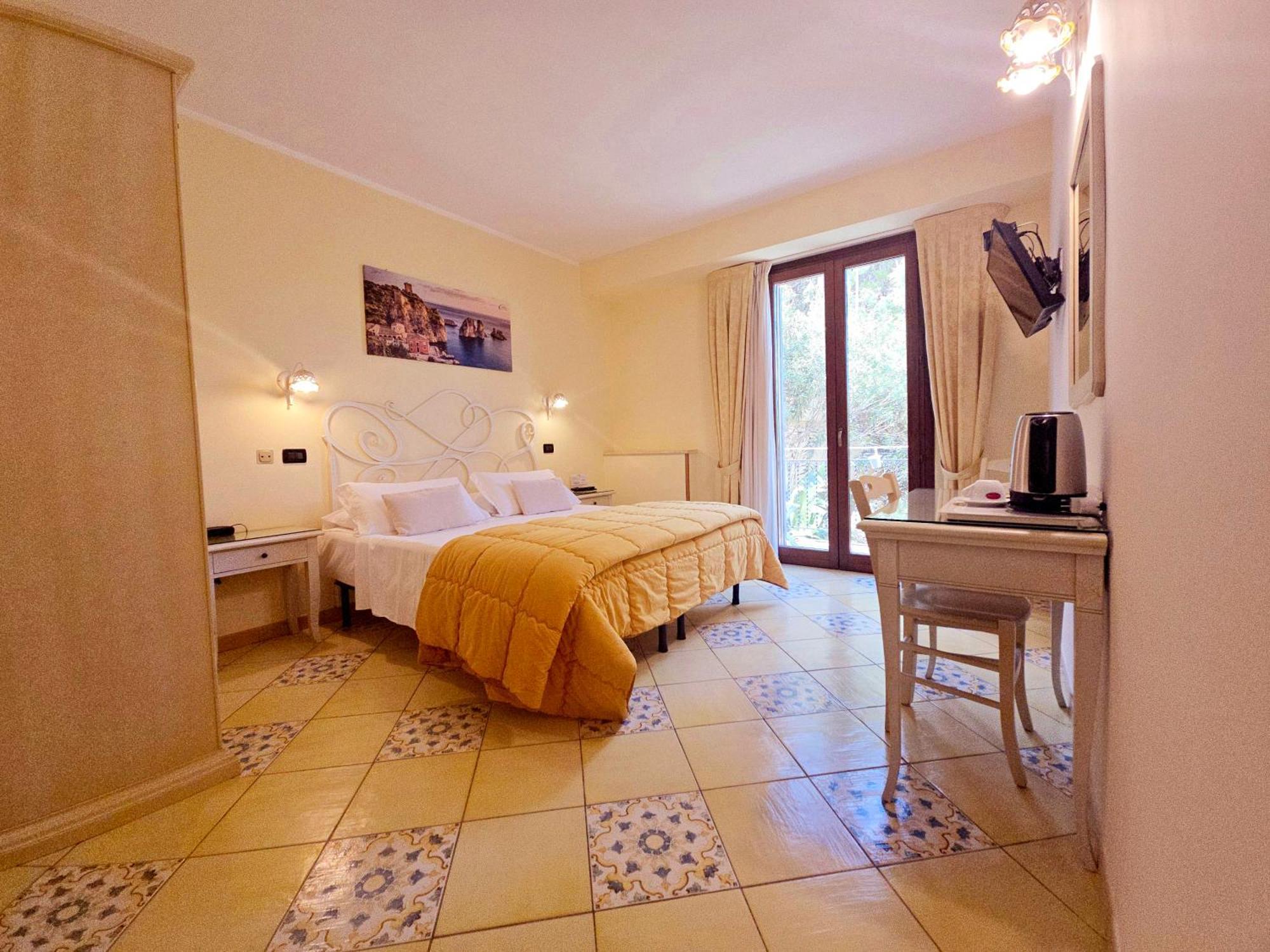 Hotel Cala Marina Кастелламмаре-дель-Голфо Экстерьер фото