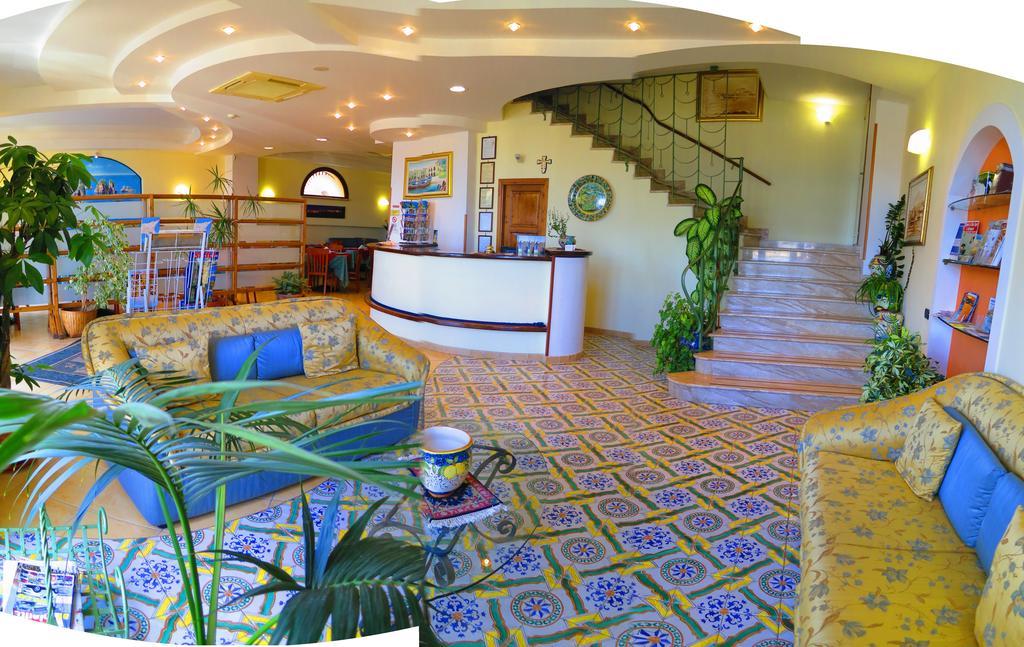Hotel Cala Marina Кастелламмаре-дель-Голфо Экстерьер фото