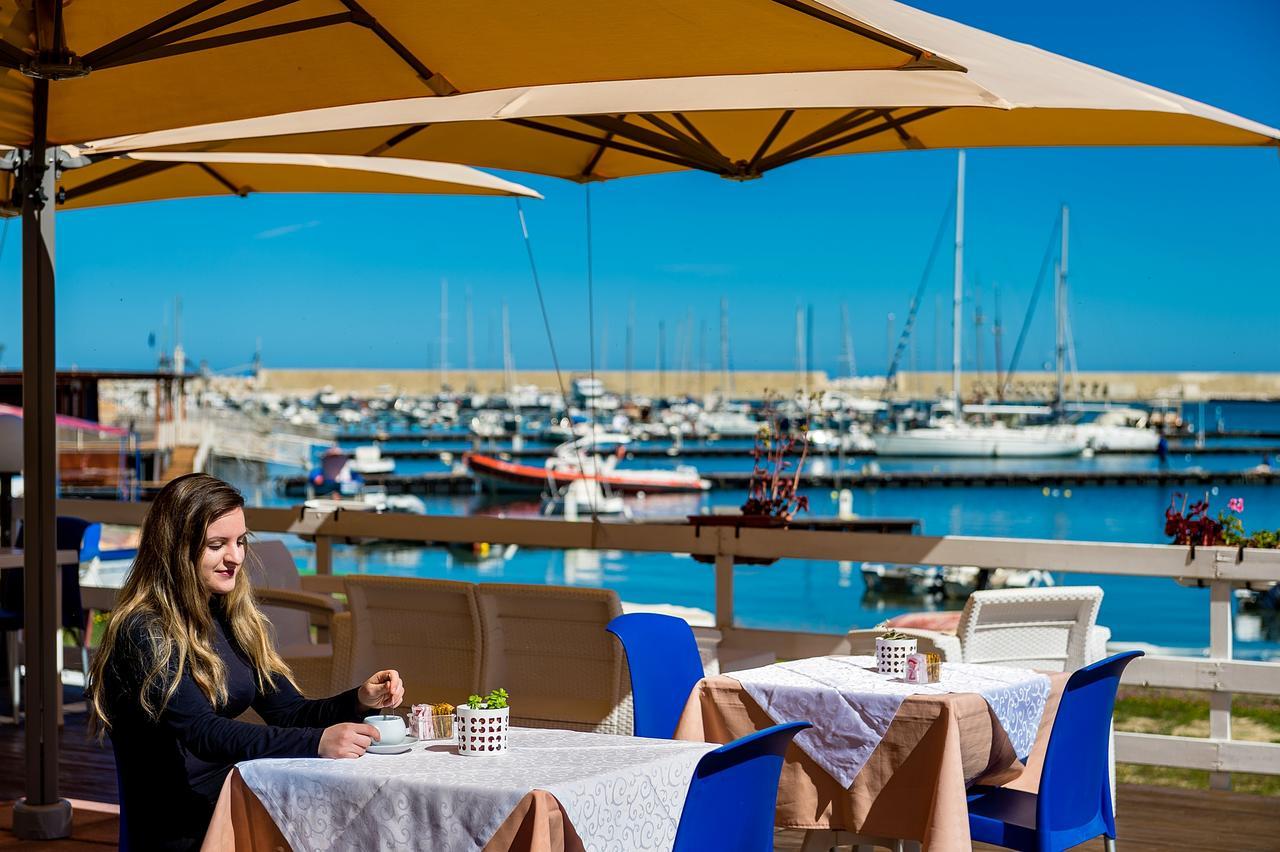Hotel Cala Marina Кастелламмаре-дель-Голфо Экстерьер фото