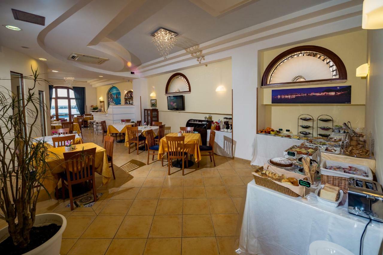 Hotel Cala Marina Кастелламмаре-дель-Голфо Экстерьер фото